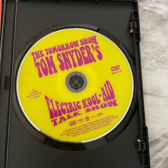 The Grateful Dead - The Tomorrow Show: Tom Snyder's Electric Kool-Aid DVD - Picture 3 of 7
